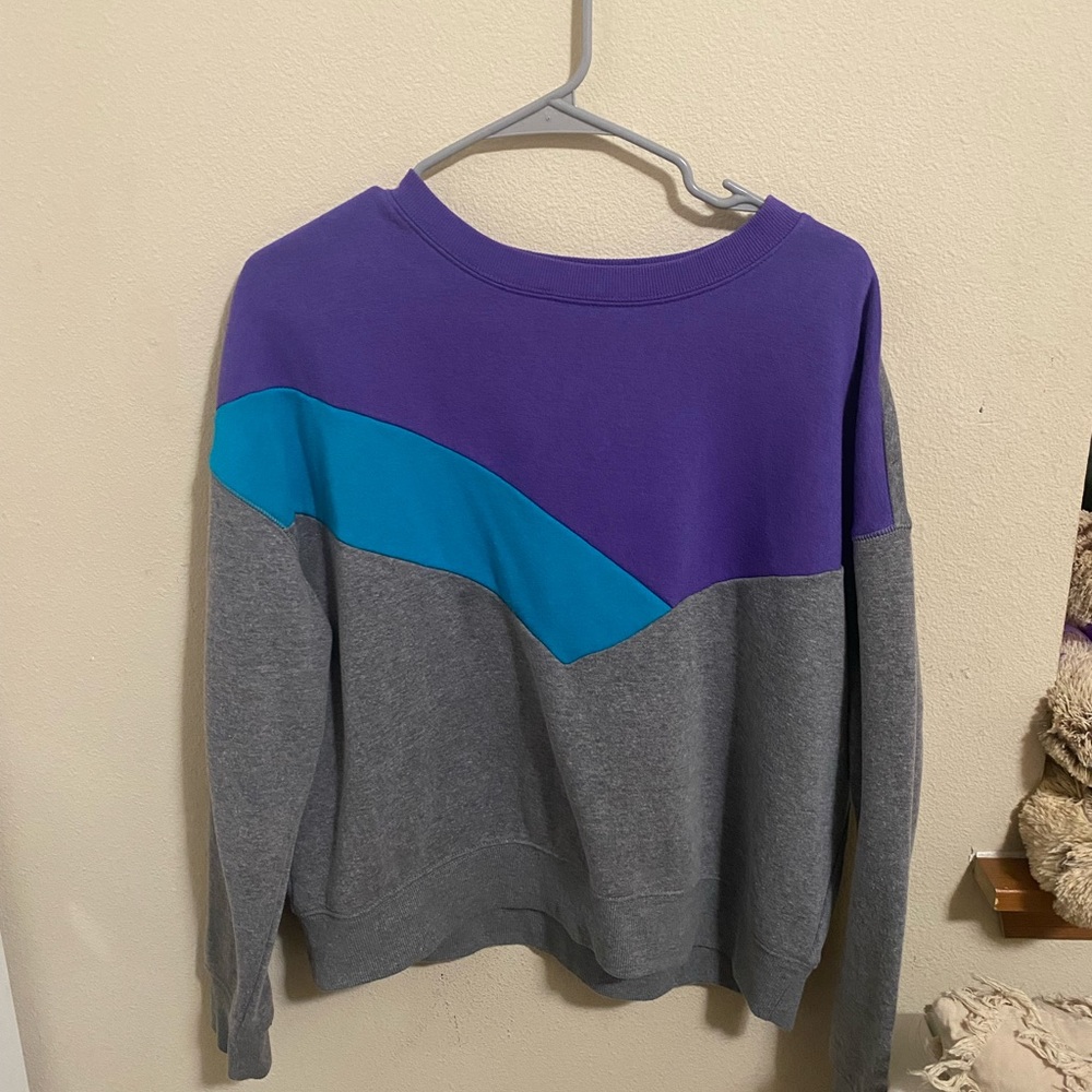 This is a brand new, never used sweatshirt.